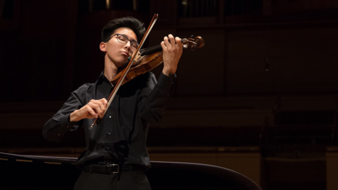 Violinist competes in Lynn Harrell competition