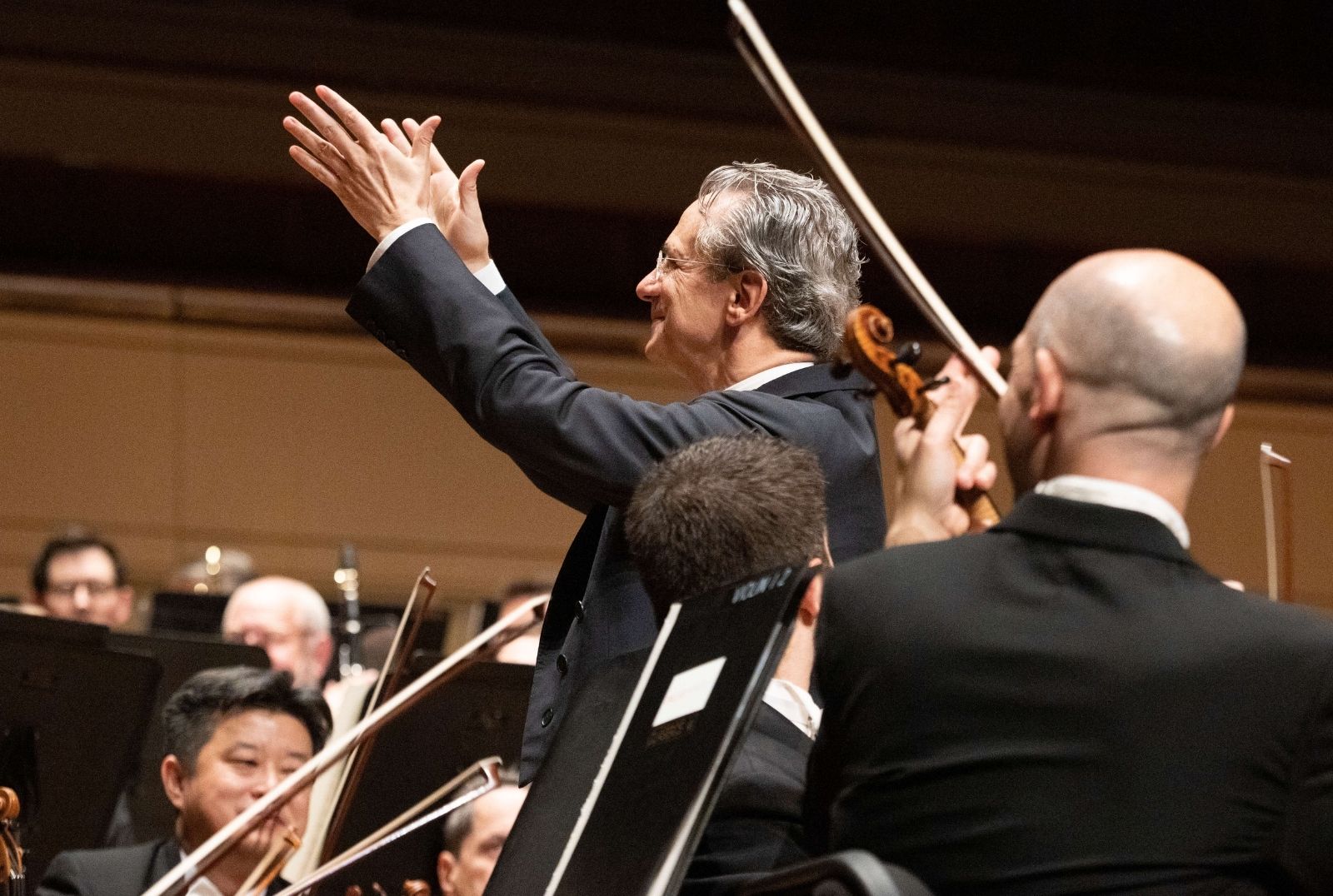 Fabio Luisi y los músicos de la DSO