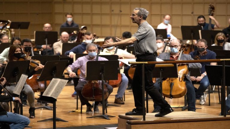 La DSO y los miembros de la Orquesta del MET